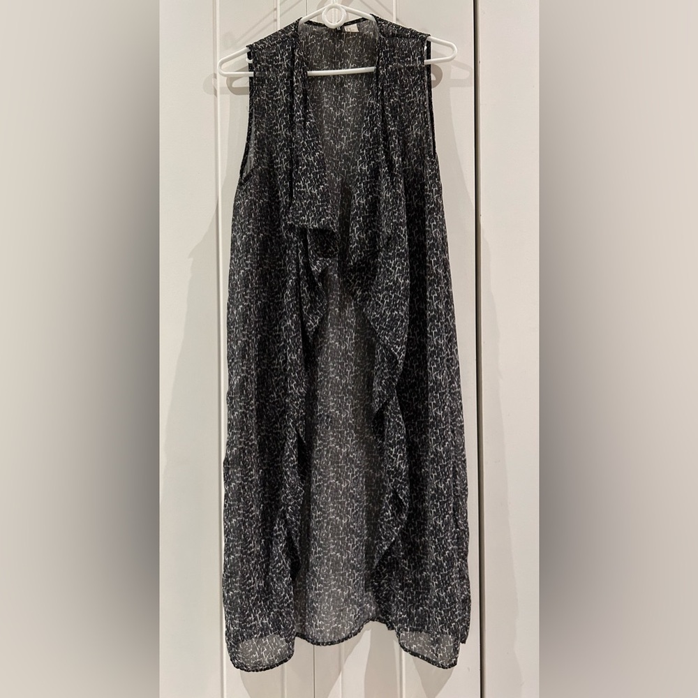H&M Divided full-length sheer vest